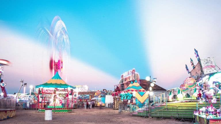 Open‑Air House‑Hunting Festival Debuts at Grand Park Amid Market Shift