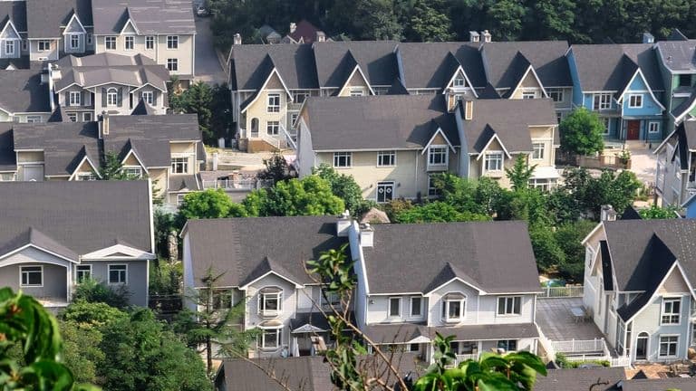 U.S. Commercial Real Estate Market Shows Signs of Recovery