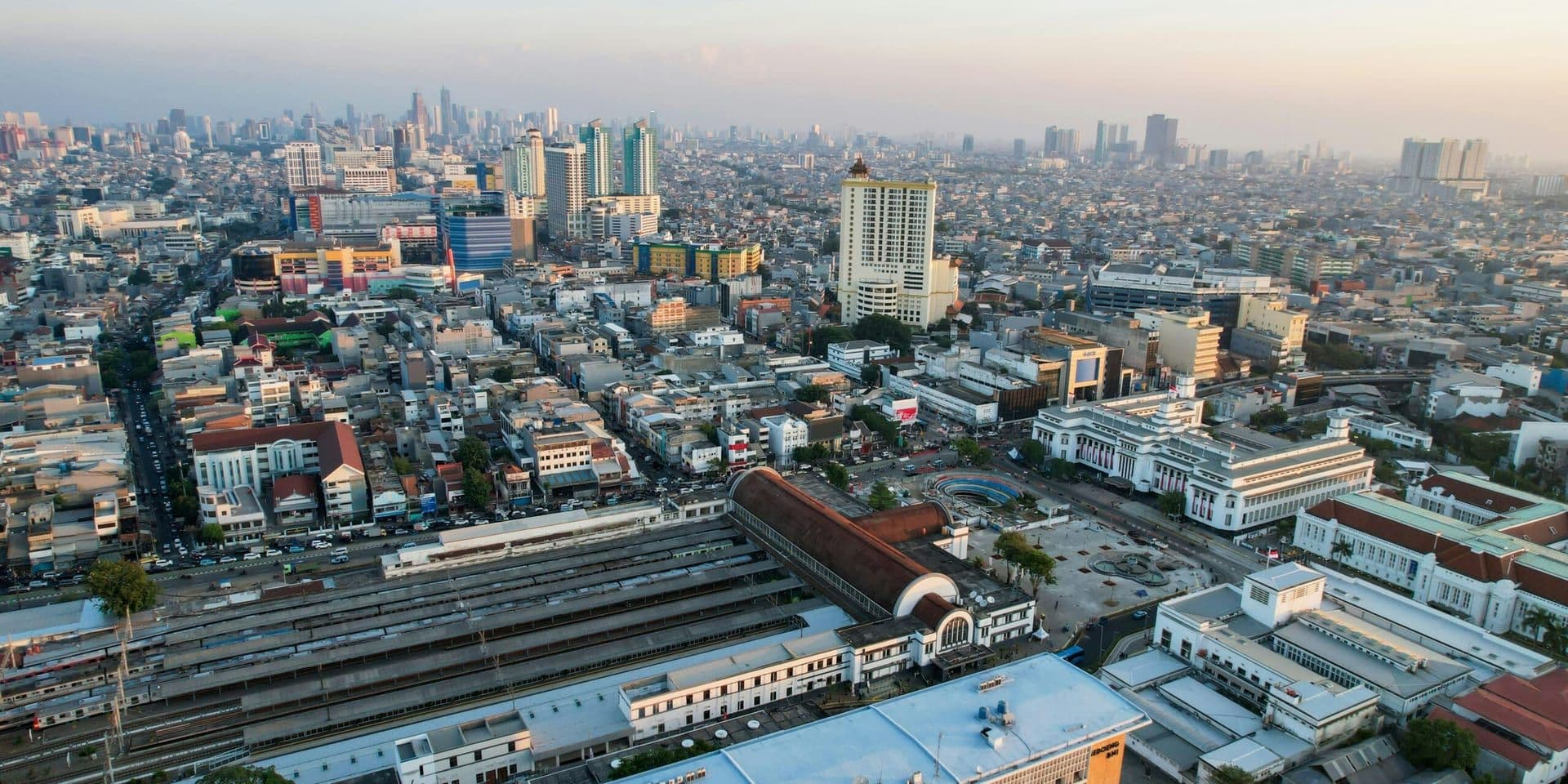 Los Angeles Business Sector Shows Resilience Amid Economic Shifts