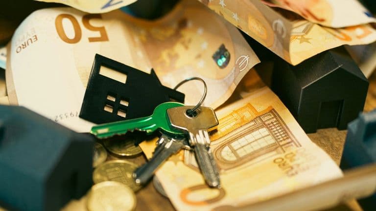 FinCEN to Mandate Anti–Money Laundering Reporting in Cash Real Estate Deals