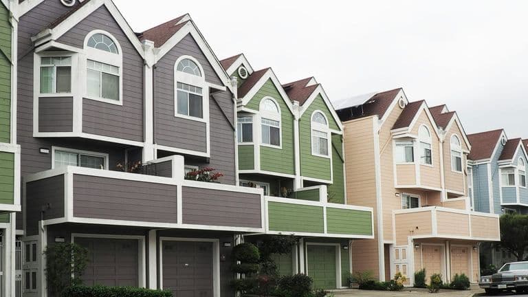 U.S. Housing Market Shows Signs of Stabilization