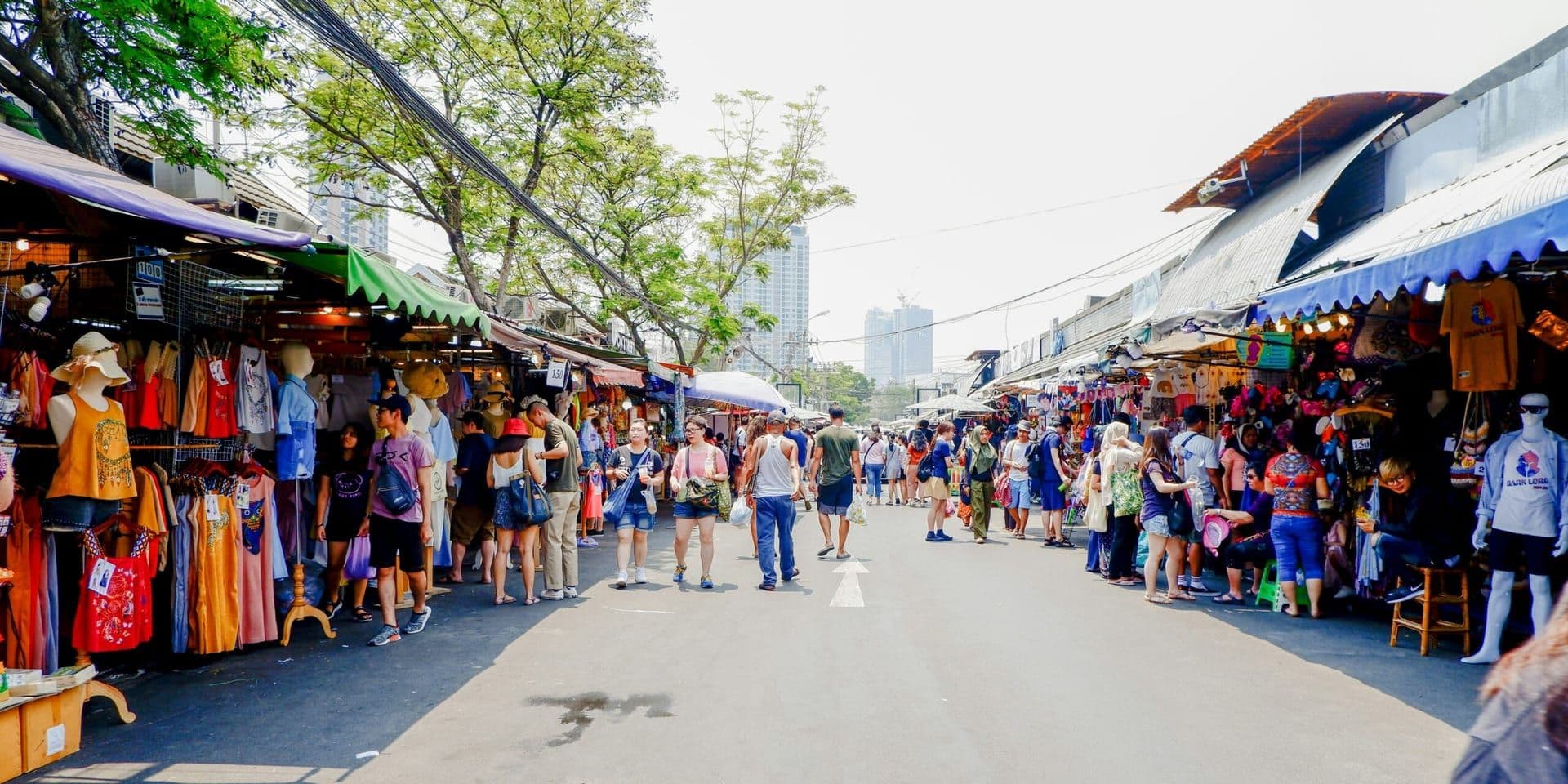 Real Estate Strategy Insights: Buyers & Sellers Adapt to the Summer Market