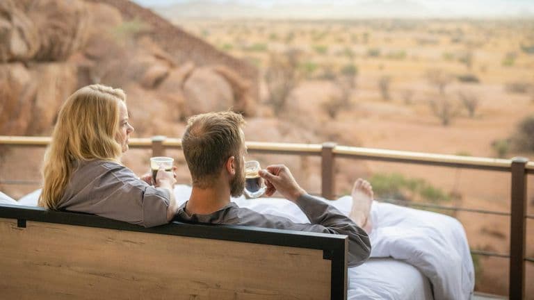 Thanksgiving Travel Boom Raises Demand for Short-Term Rentals Nationwide